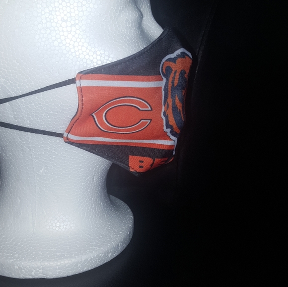 ❤2/$15 NEW Chicago Bears Face Mask❤ - Picture 3 of 8